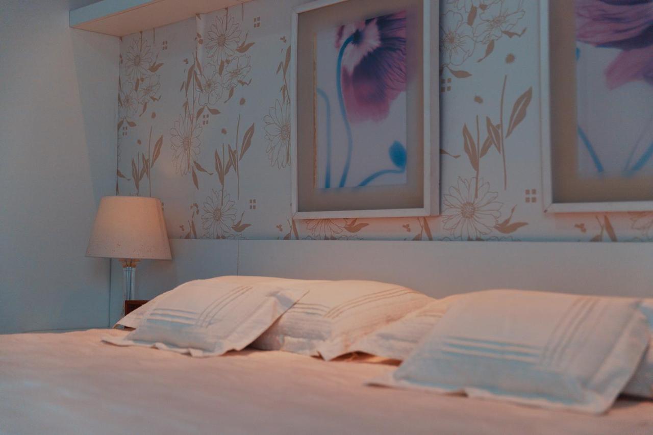 Apartamento Alto Padrao Com 3 Suites, Sala 3 Ambientes Todos Com Ar, Ambientes Novos E Moderno. Ubatuba Ngoại thất bức ảnh